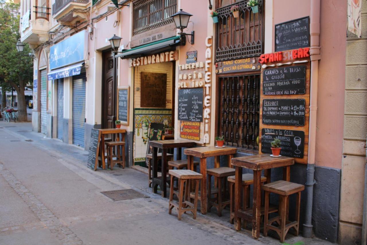Hotspot Valencia Hostel Luaran gambar