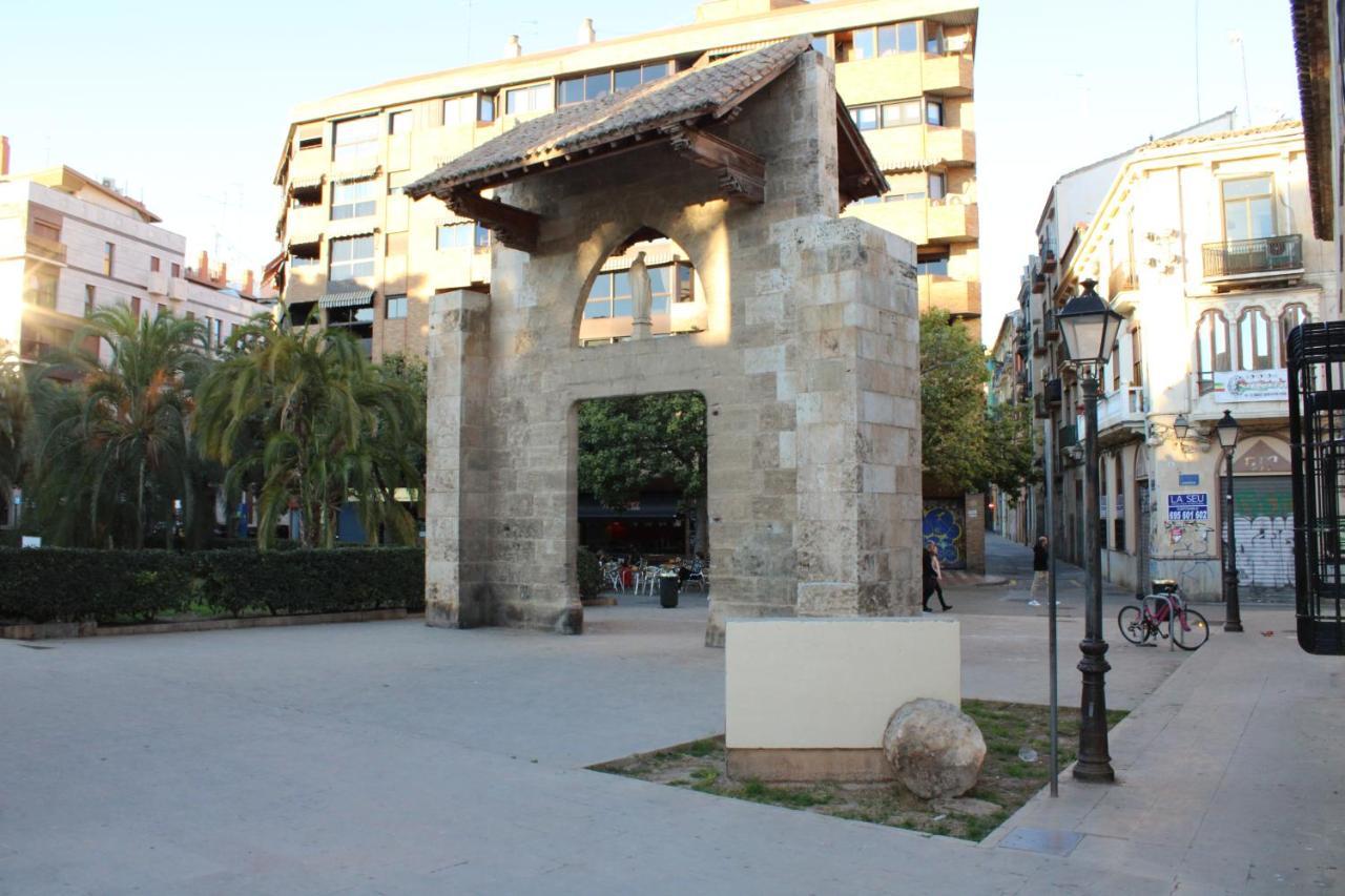 Hotspot Valencia Hostel Luaran gambar